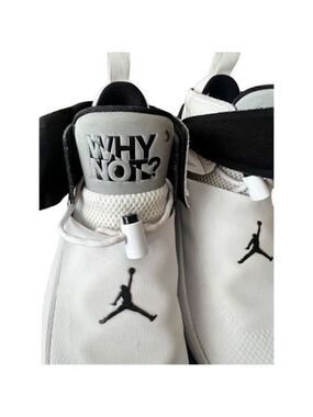 JORDAN  WHY NOT ZERO SIZE 7